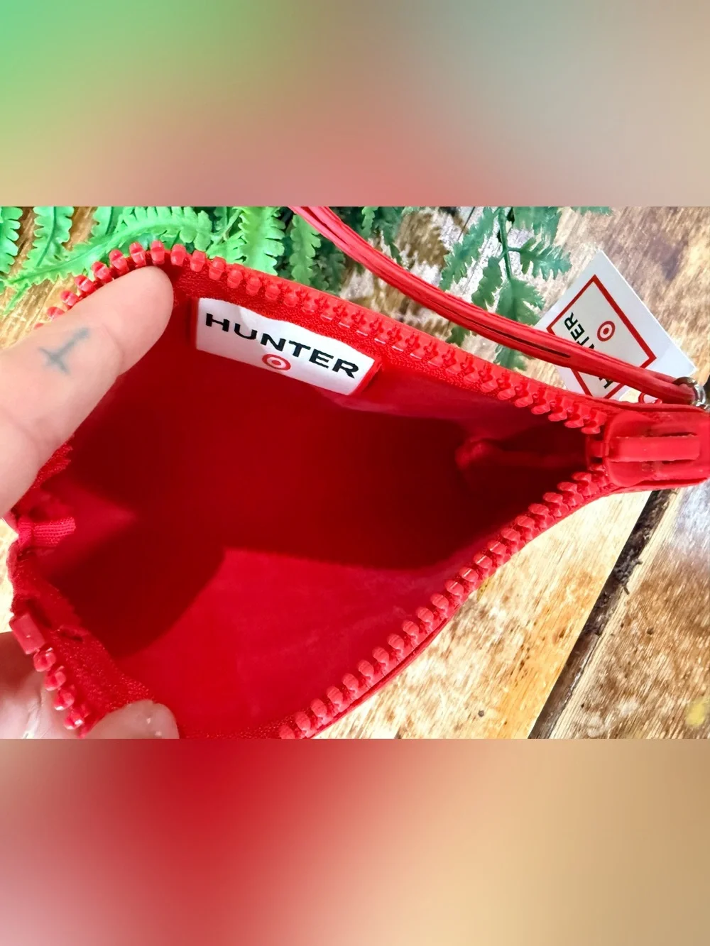 Hunter Bright Red Wristlet Wallet NWT